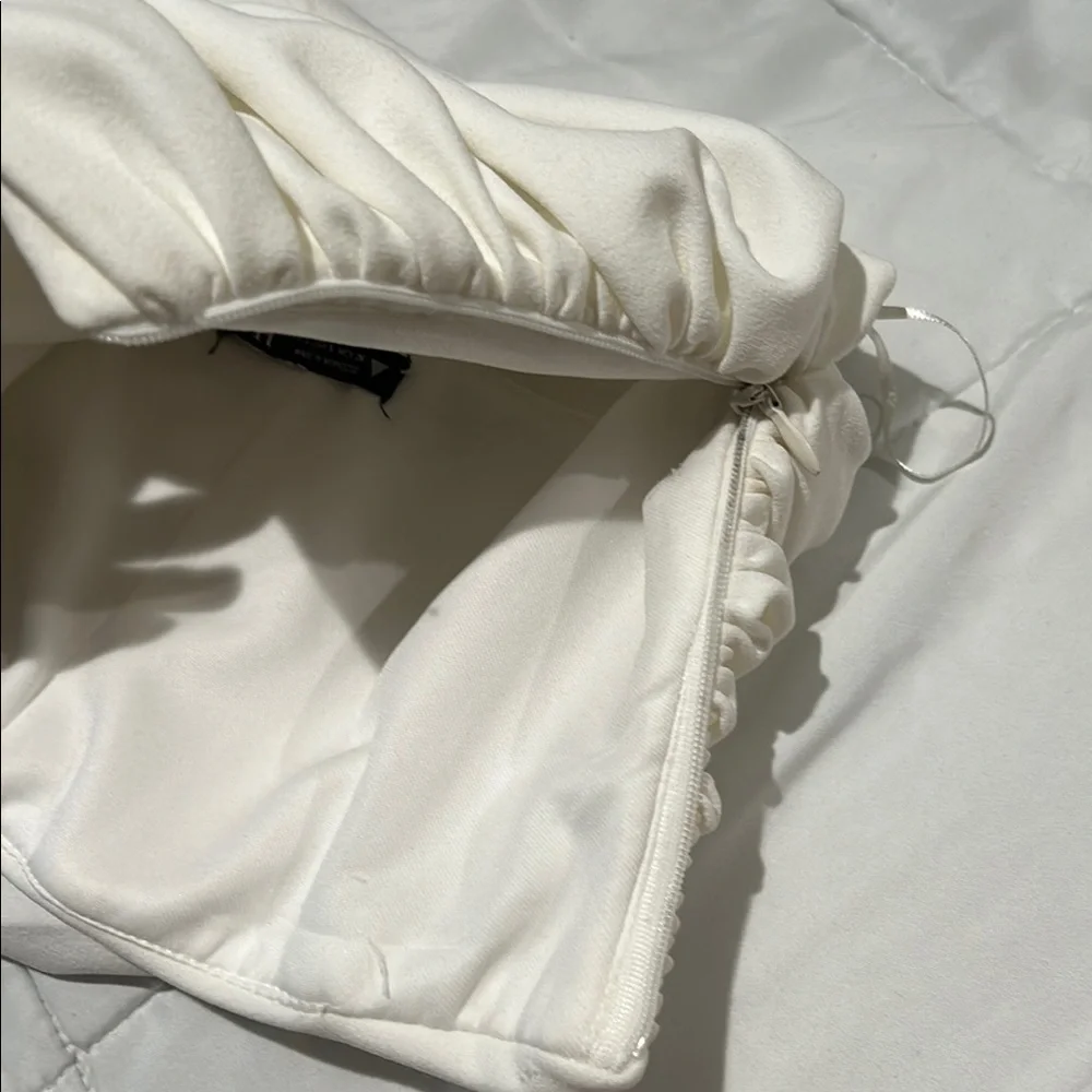 White Cropped Top - Picture 3 of 6